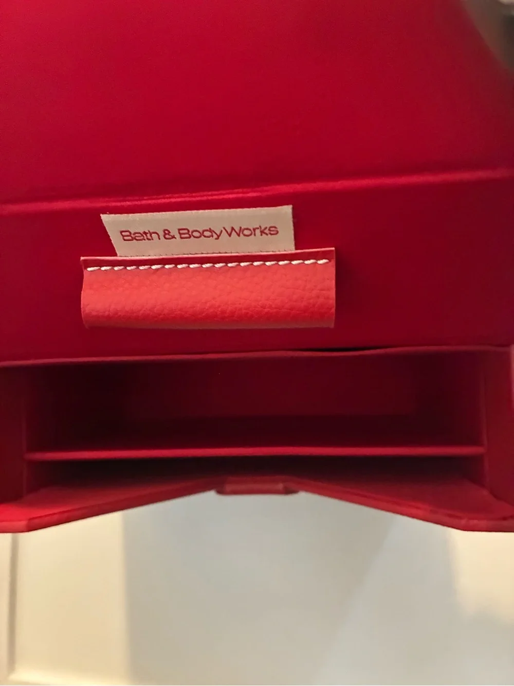 Bath & Body Works envelope red bath